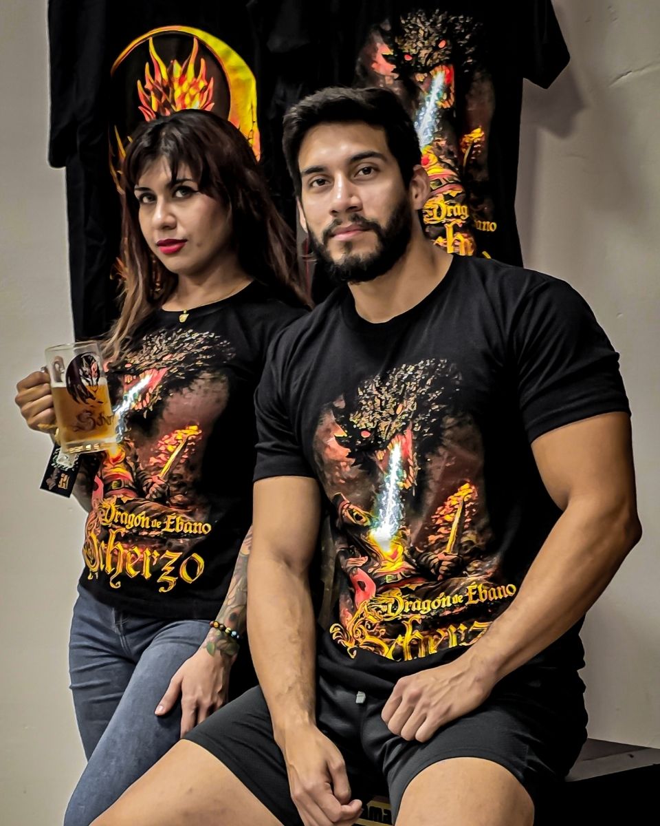 T-shirt - Dragón de Ébano